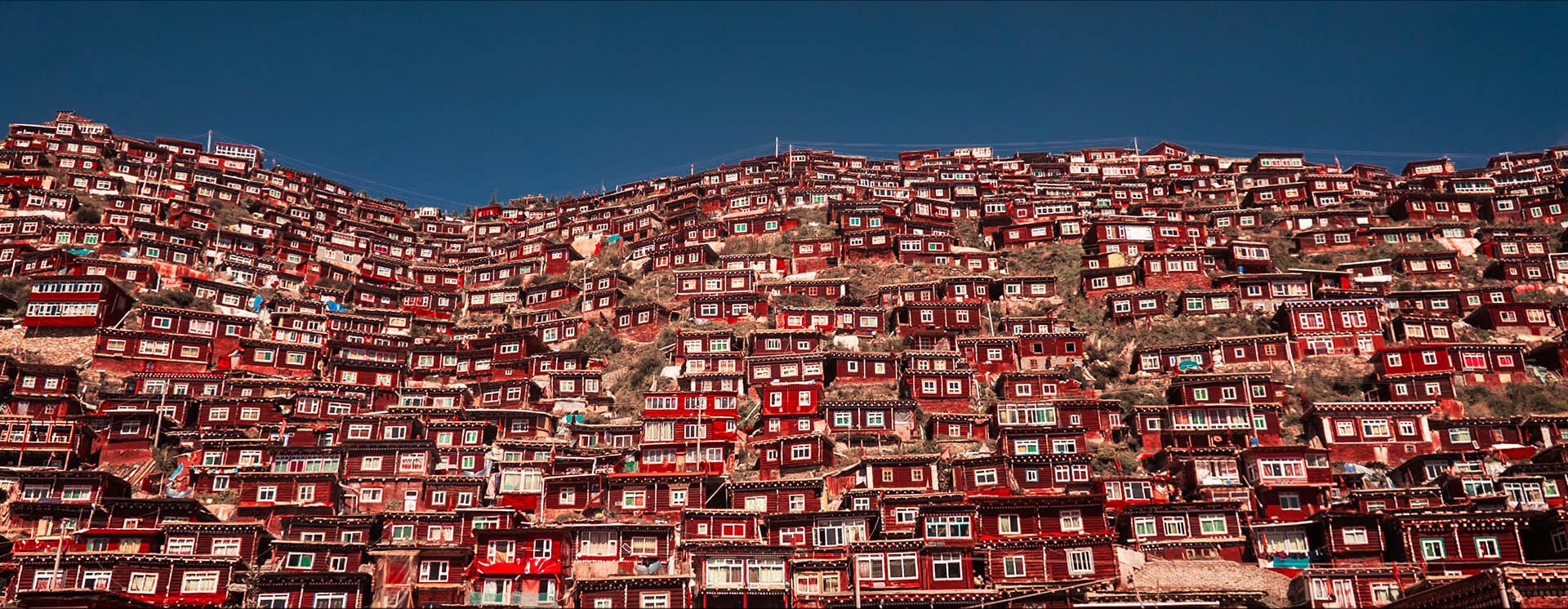 Monks and nuns houses at Larung Gar